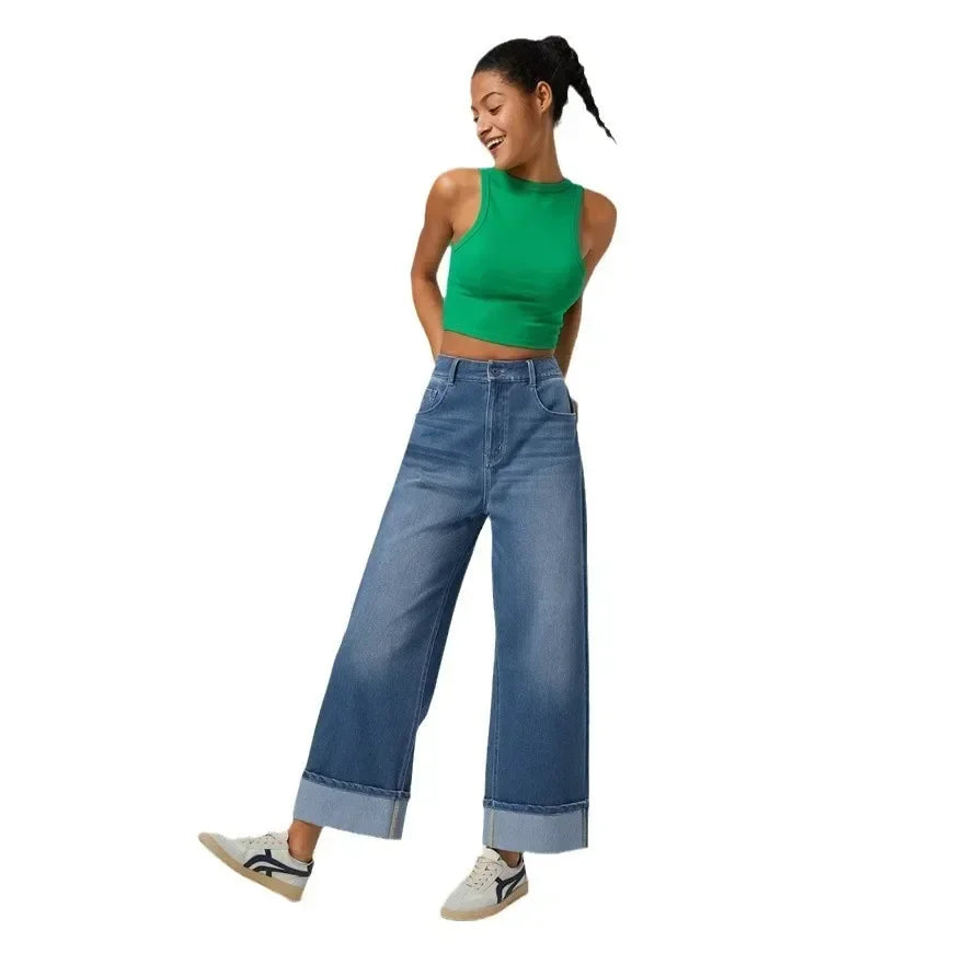 Women’s Wide-Leg High-Waisted Jeans